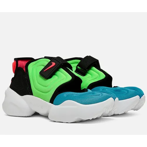 Nike - Shoes > Sneakers - Green - Nike - Modalova