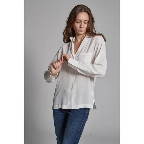 Blouses & Shirts > Shirts - - Caliban - Modalova