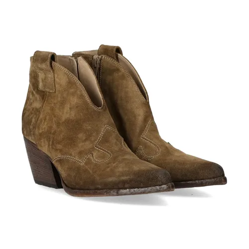 Shoes > Boots > Cowboy Boots - - Elena Iachi - Modalova