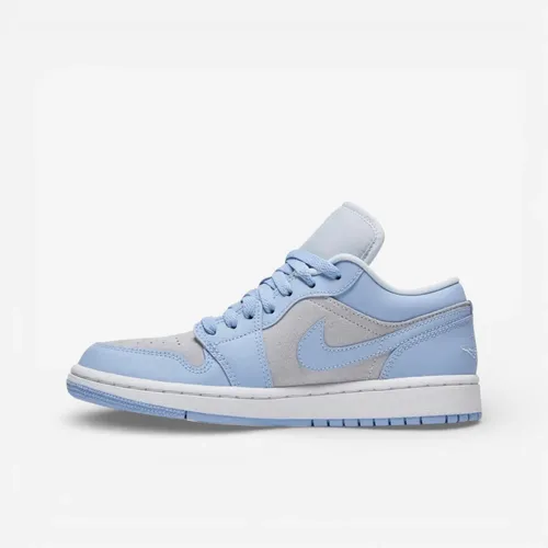 Jordan - Shoes > Sneakers - Blue - Jordan - Modalova