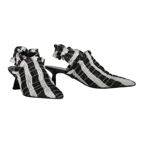 Shoes > Heels > Pumps - - Amy Crookes - Modalova