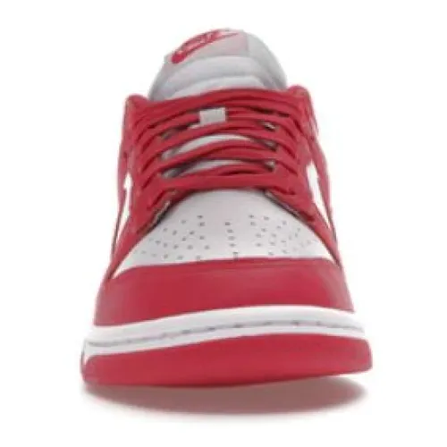 Nike - Shoes > Sneakers - Red - Nike - Modalova