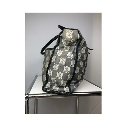 Pre-owned > Pre-owned Bags > Pre-owned Tote Bags - - Loewe Pre-owned - Modalova