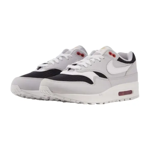Nike - Shoes > Sneakers - Gray - Nike - Modalova