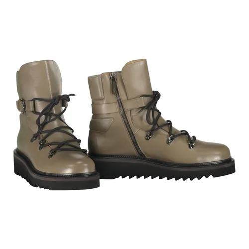Shoes > Boots > Lace-up Boots - - Ferragamo - Modalova