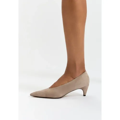 Shoes > Heels > Pumps - - Cesare Gaspari - Modalova