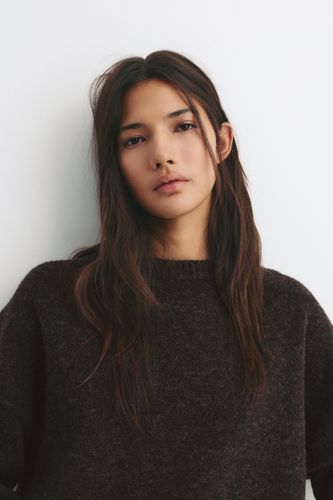 A2M.jpg?ts=1758804370399" - Apparel & Accessories > Clothing > Shirts & Tops - Modalova