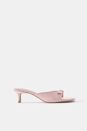 Sandales À Talon Boucle En Cuir - Pull&Bear - Modalova