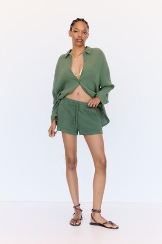 B4ee236505b8/07696421933-A3M/07696421933-A3M.jpg?ts=1748333325307" - Apparel & Accessories > Clothing > Shorts - Modalova