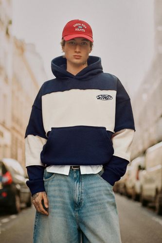 Sweat À Capuche À Empiècements Stwd Studio - Pull&Bear - Modalova