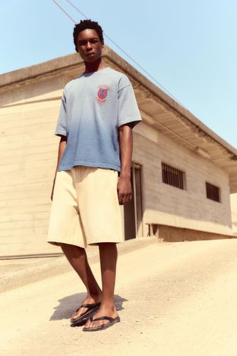 T-Shirt Dégradé À Clous - Pull&Bear - Modalova