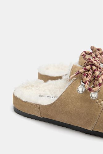 C1/11427640107-A2M/11427640107-A2M.jpg?ts=1756721673177" - Apparel & Accessories > Shoes - Modalova