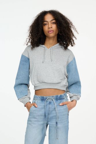 Sweat Cropped Manches Denim Capuche - Pull&Bear - Modalova