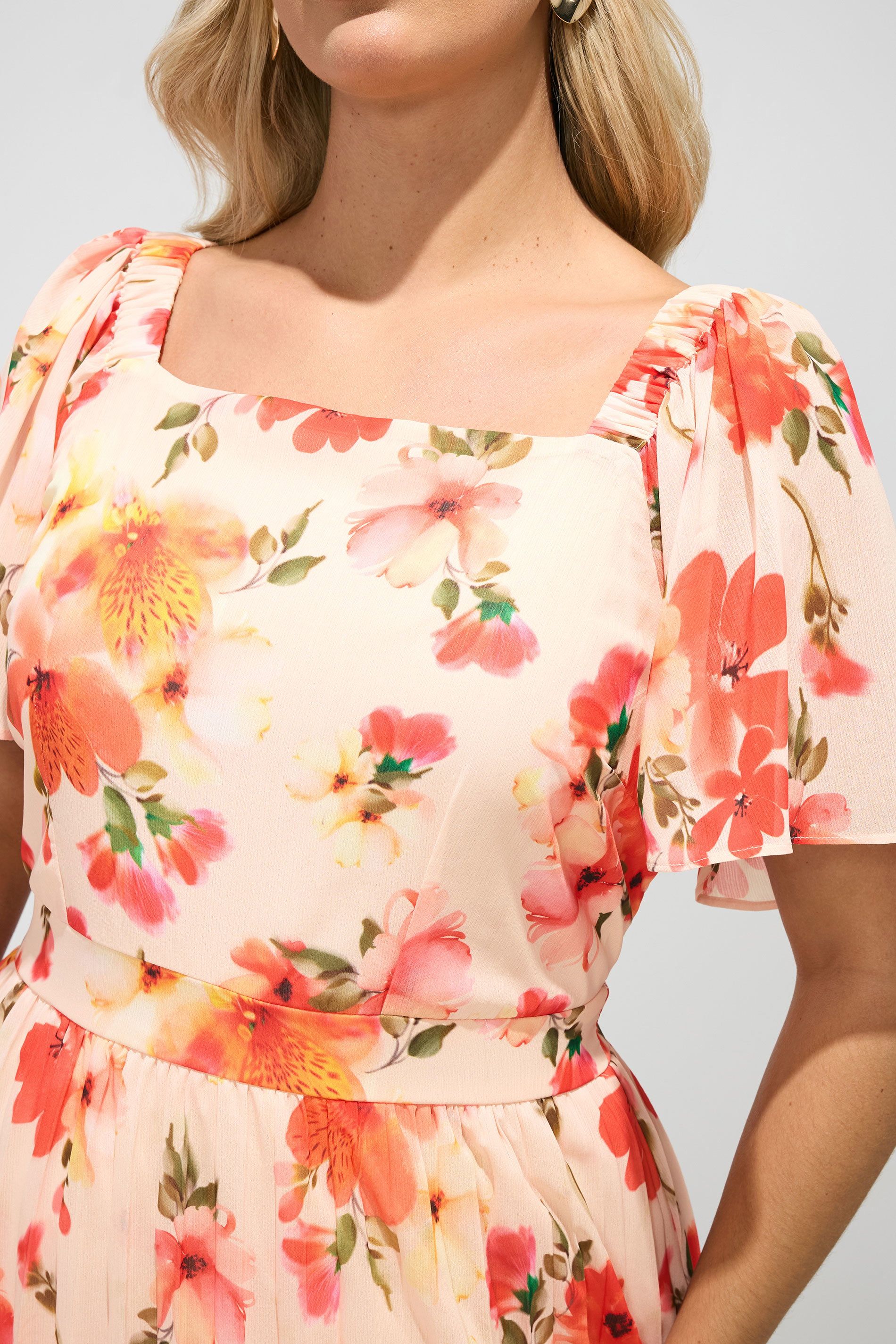 Robe Longue Plissée Blanche À Fleurs Size 42 - Yours London - Modalova