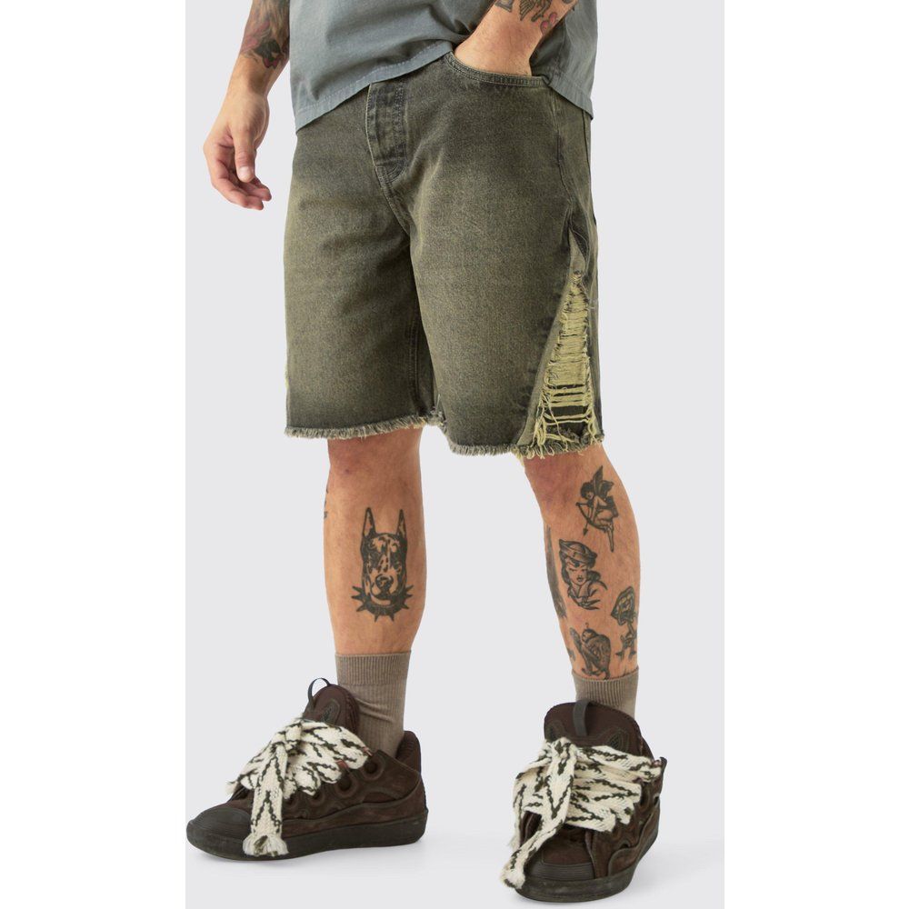 Short en jean à déchirures sur le côté - 28 - Boohooman - Modalova